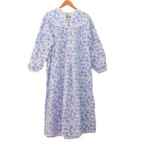 Lanz of Salzburg Flannel Nightgown Blue Roses Floral Eyelet Size Medium